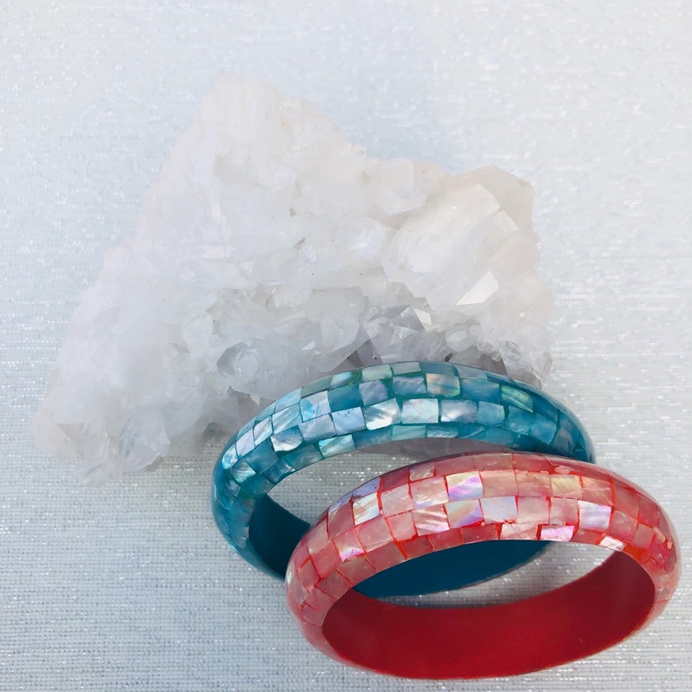 Coral Bracelet - Picture 2 of 3